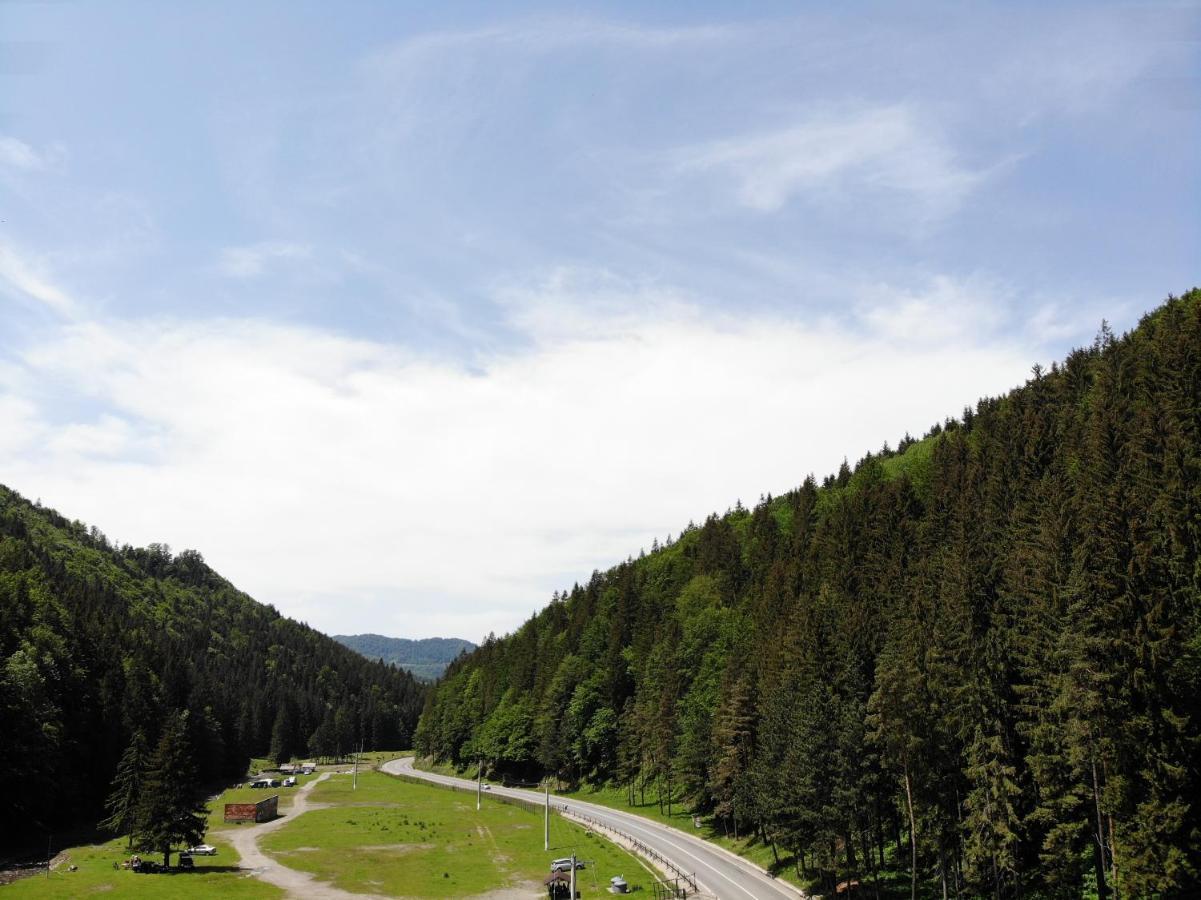 Pensiunea Bradului Colibiţa Exterior foto